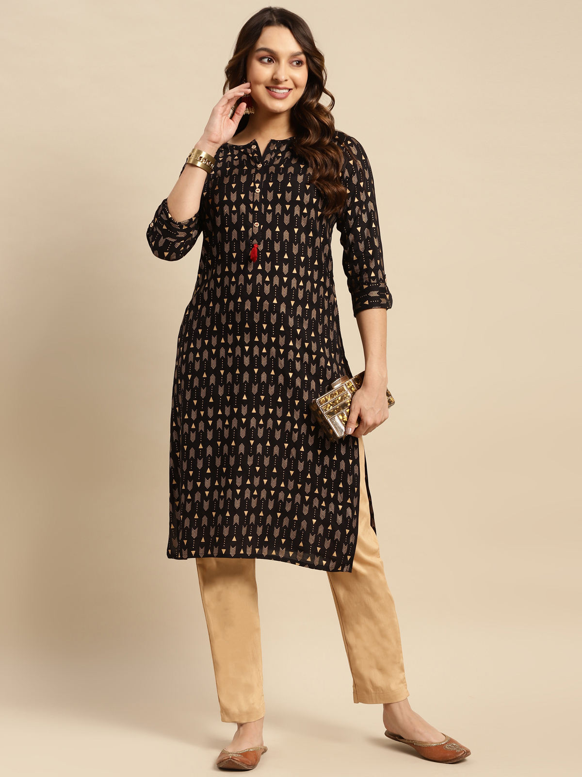 Kiva Women Rayon Gold Printed Calf Length Straight Kurti